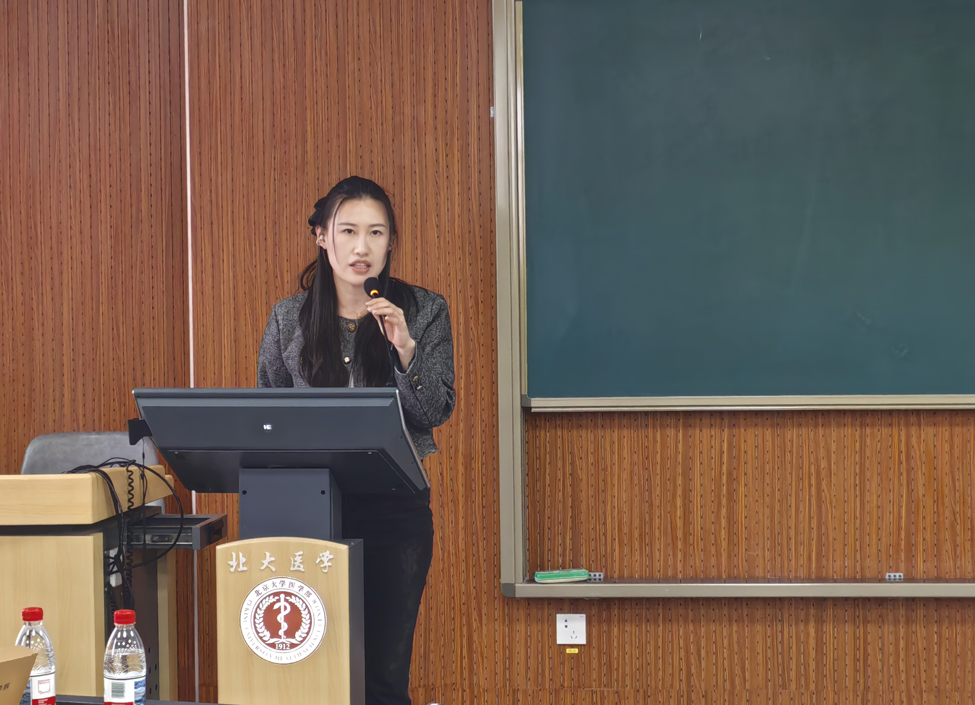 1a2c62e7c6444aaa992d9812aabe947c.jpg 1a2c62e7c6444aaa992d9812aabe947c.jpg