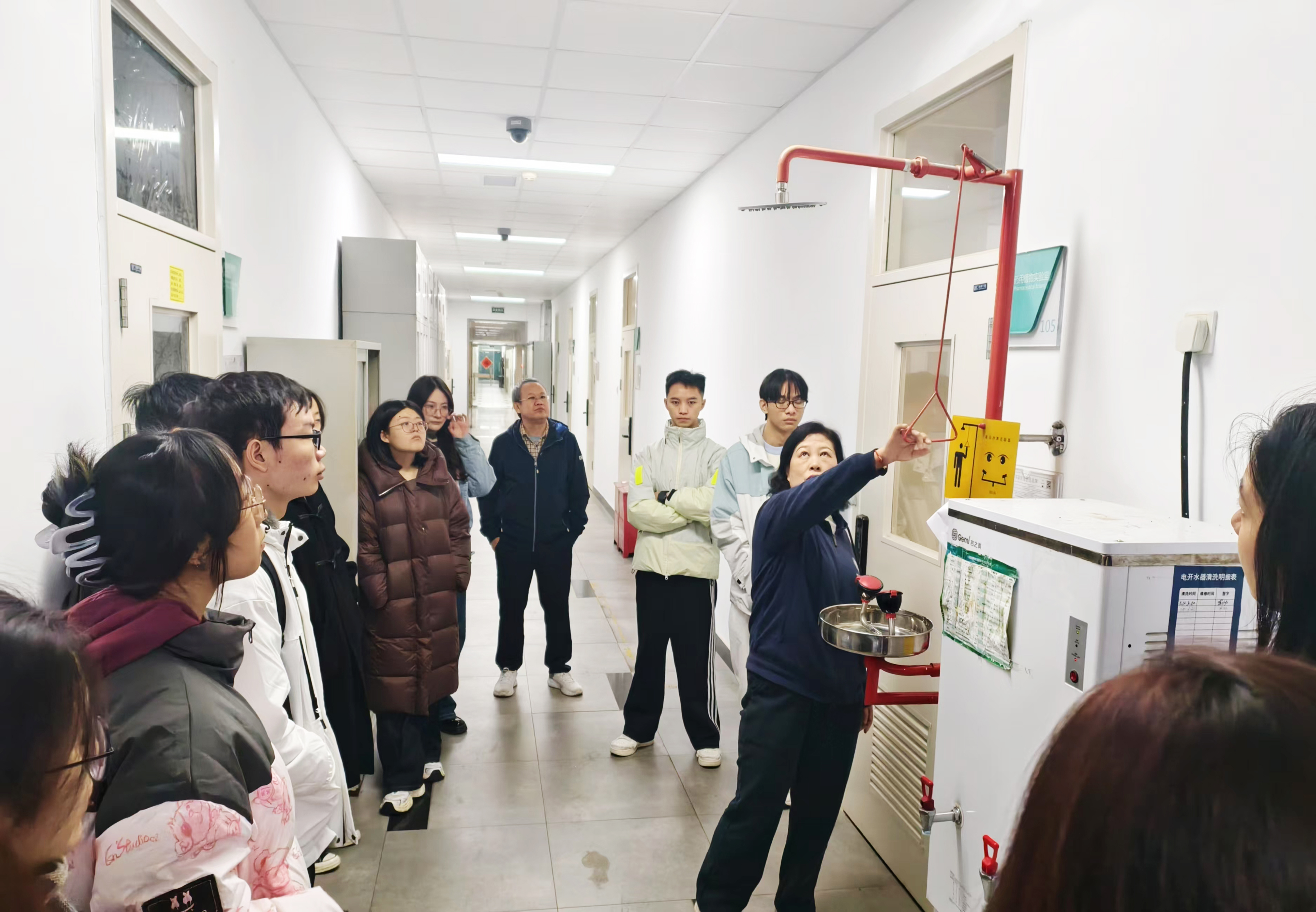 c3f4f27e301649f79f3544bc96e022dd.jpg c3f4f27e301649f79f3544bc96e022dd.jpg