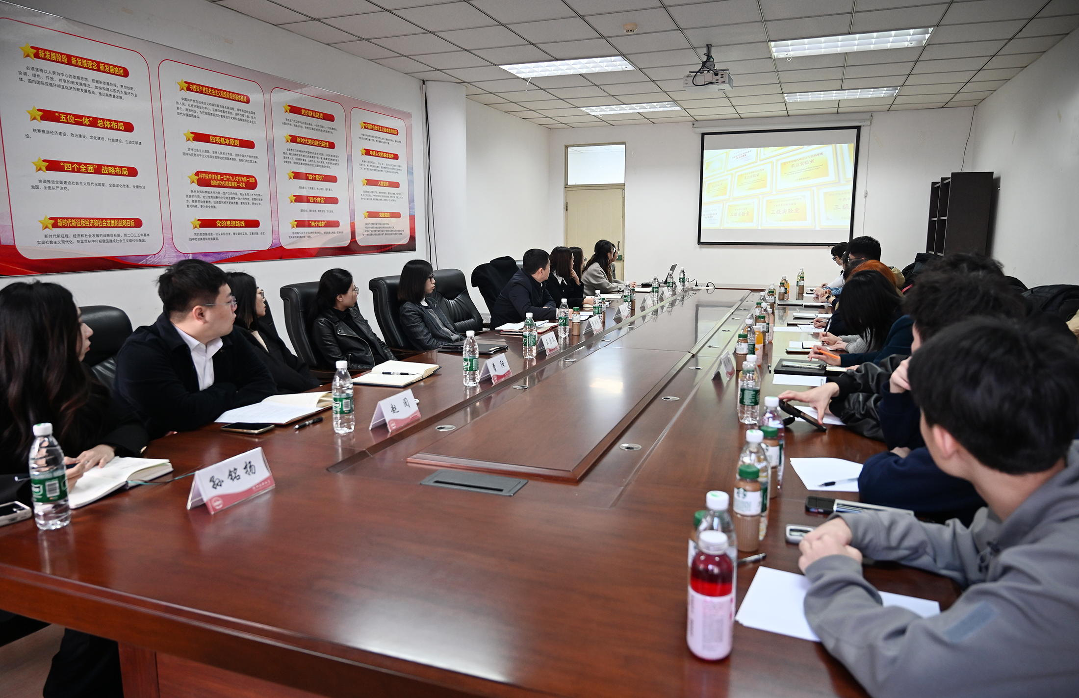 a5bb8f1755a44fa7abb60b18f076a37c.jpg a5bb8f1755a44fa7abb60b18f076a37c.jpg