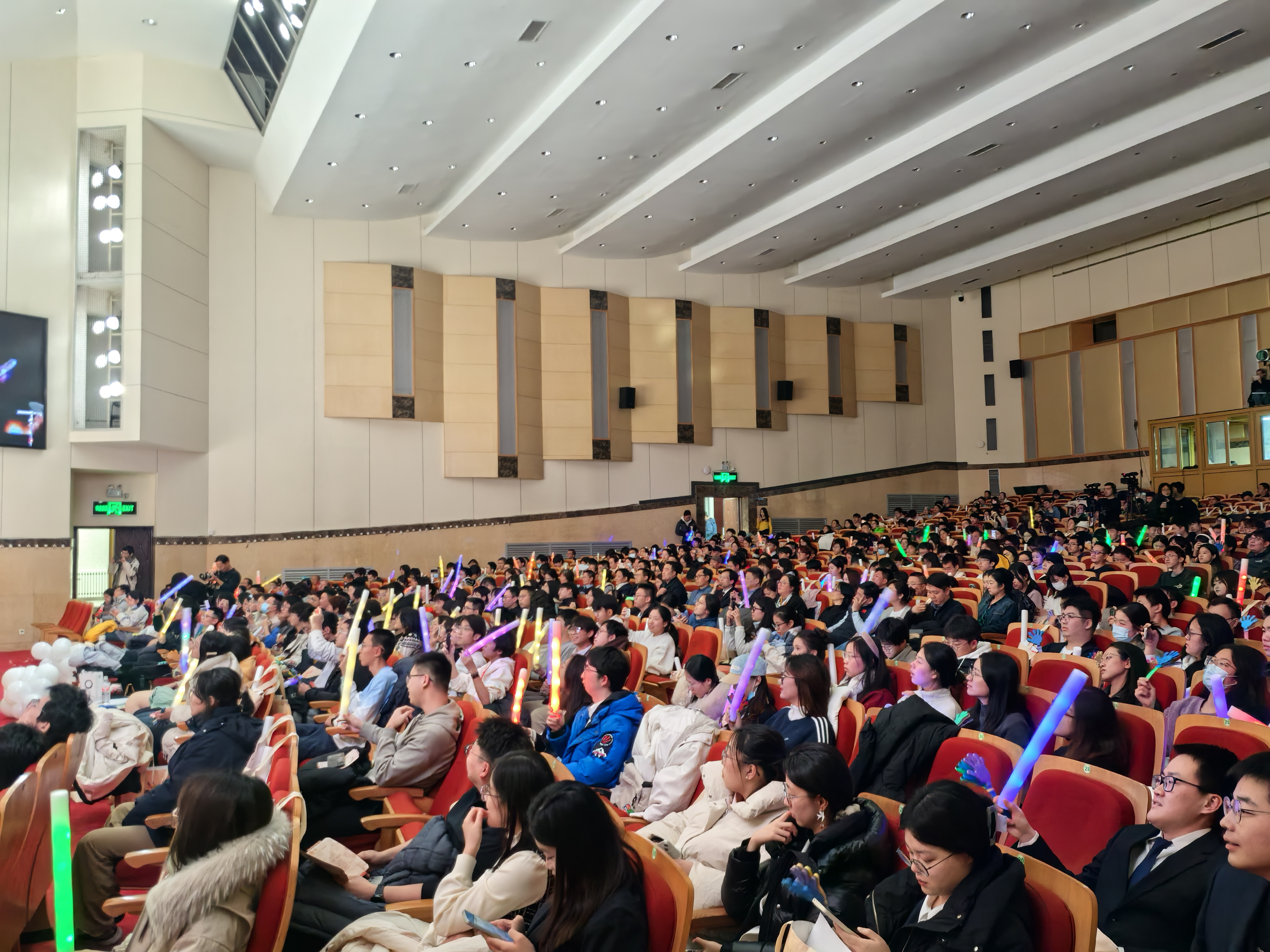 dde123ee2ea64bfdb2ece3ce23ac2095.jpg dde123ee2ea64bfdb2ece3ce23ac2095.jpg