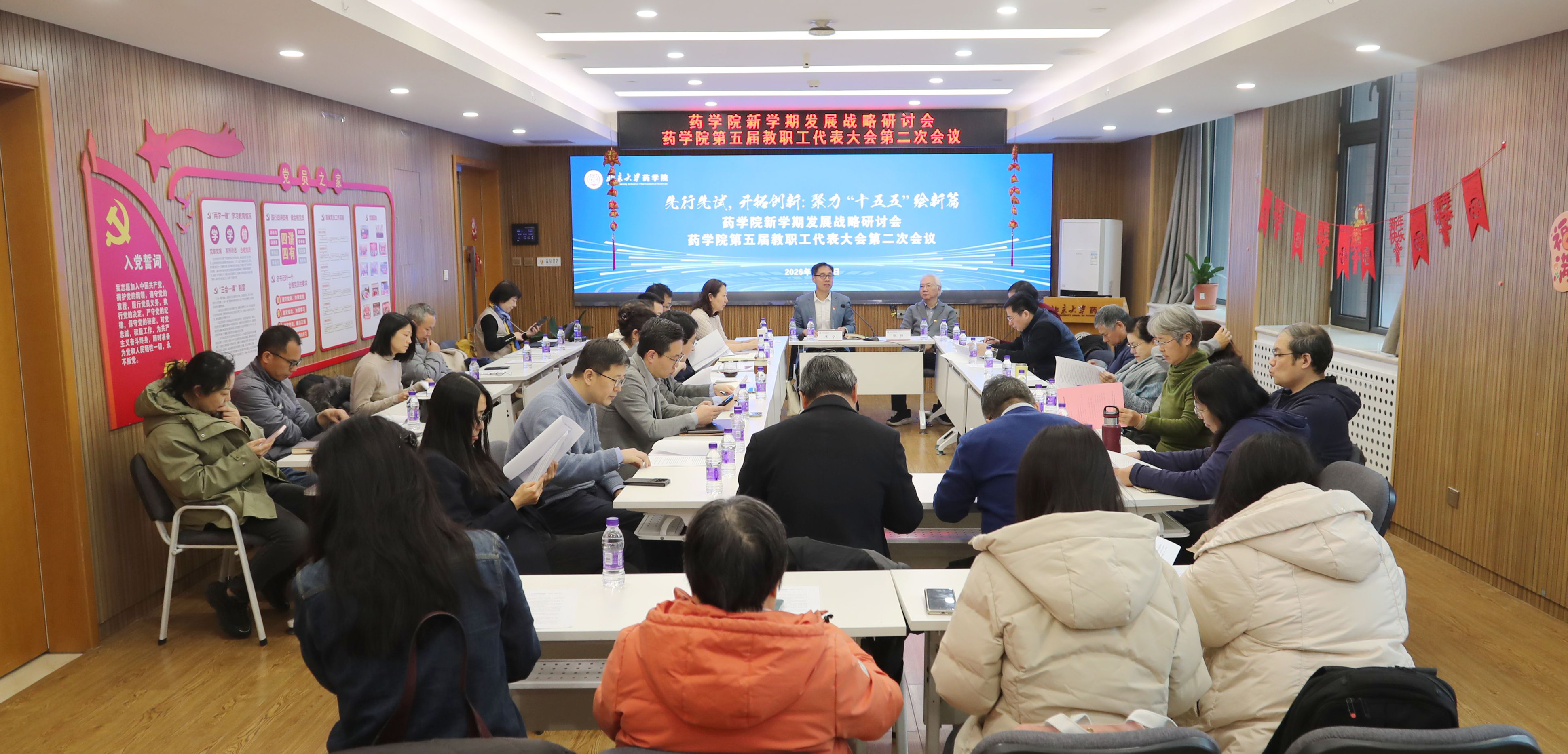 1cf8797e80bb44c49959f0575b3f0f5d.jpg 1cf8797e80bb44c49959f0575b3f0f5d.jpg