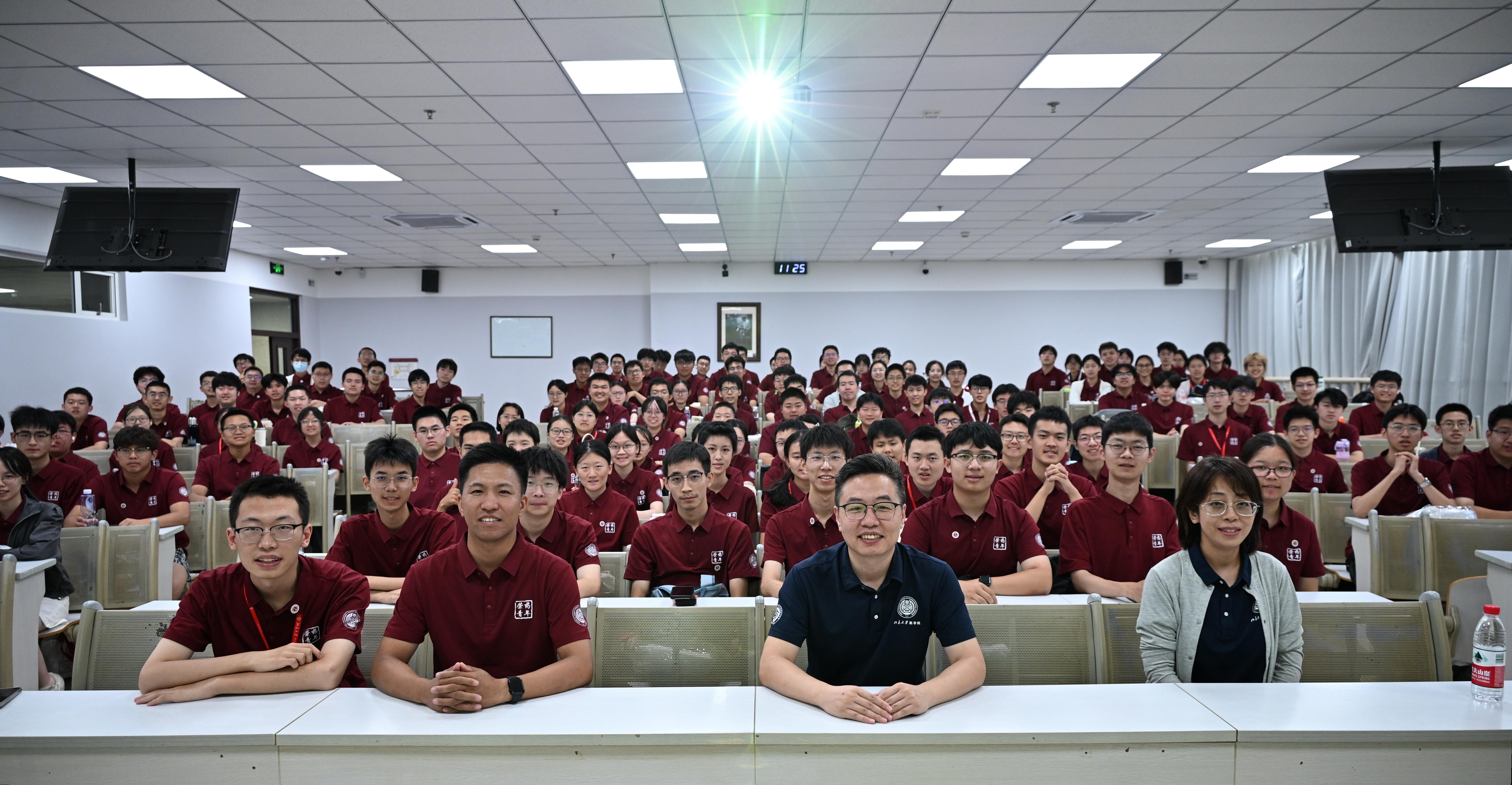 c73daff306284992bc120fb7f6d3e412.jpg